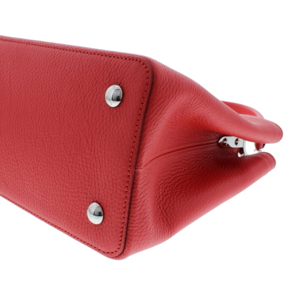 Louis Vuitton Capucines MM Coquelicot Red Handbag - Picture 5 of 8